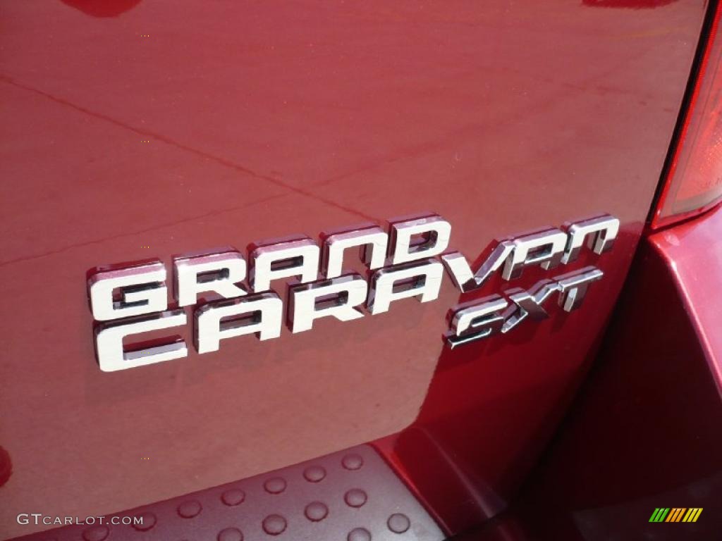 2010 Grand Caravan SXT Crew - Deep Cherry Red Crystal Pearl / Medium Slate Gray/Light Shale photo #22