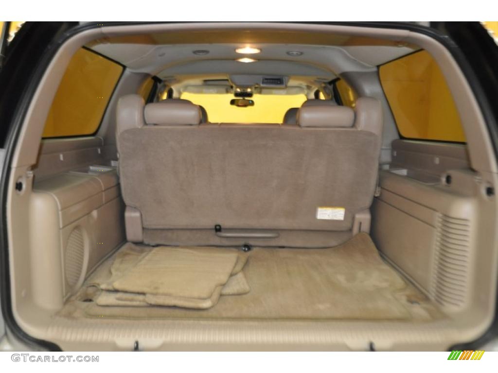 2004 Yukon XL Denali AWD - Silver Birch Metallic / Sandstone photo #17