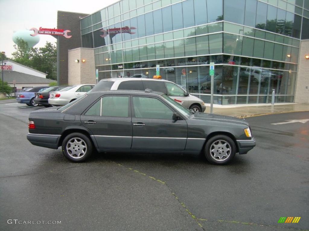 1994 E 320 Sedan - Anthracite Grey Metallic / Grey photo #1