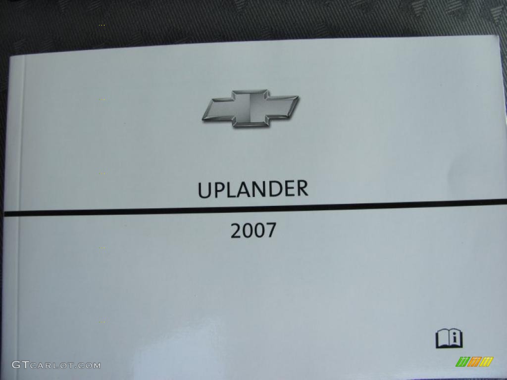 2007 Uplander LT - Summit White / Medium Gray photo #10