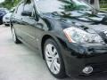 Black Obsidian - M 35 Sedan Photo No. 2