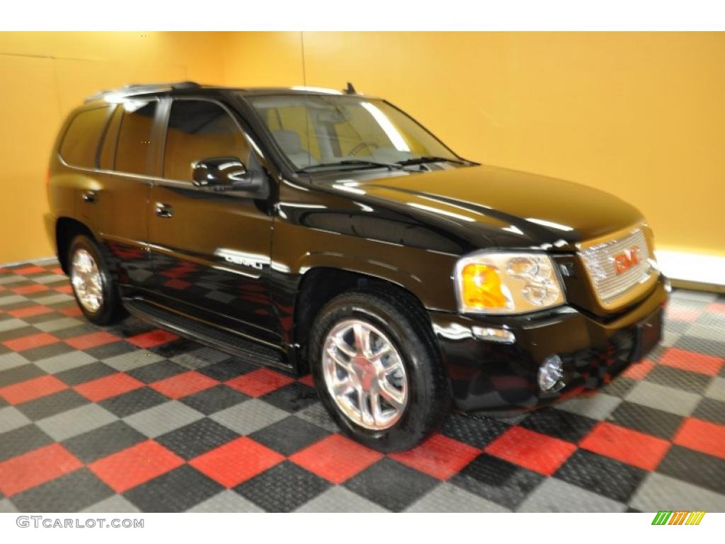 Onyx Black GMC Envoy