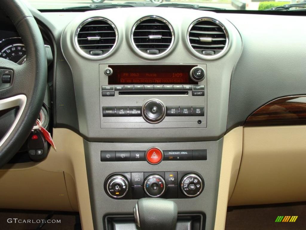 2008 Saturn VUE XE 3.5 AWD Controls Photo #31263992