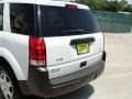 2003 White Saturn VUE V6  photo #22