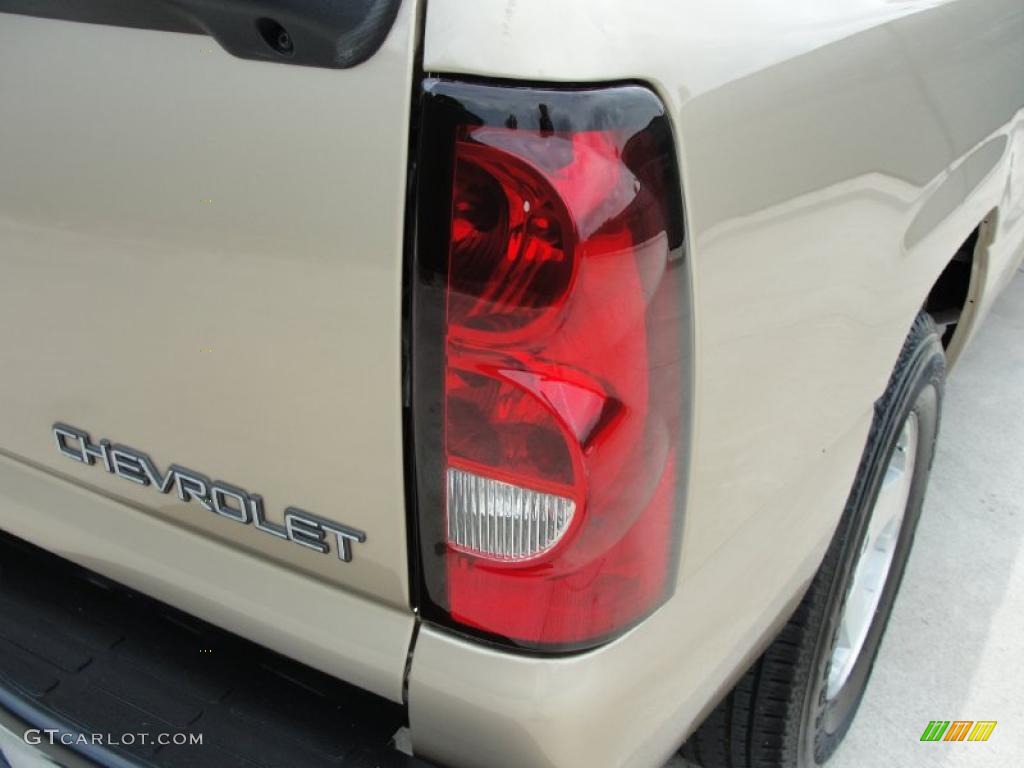 2004 Silverado 1500 LS Extended Cab - Sandstone Metallic / Tan photo #18