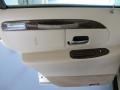 White Pearlescent Tri-Coat - Town Car Cartier Photo No. 18