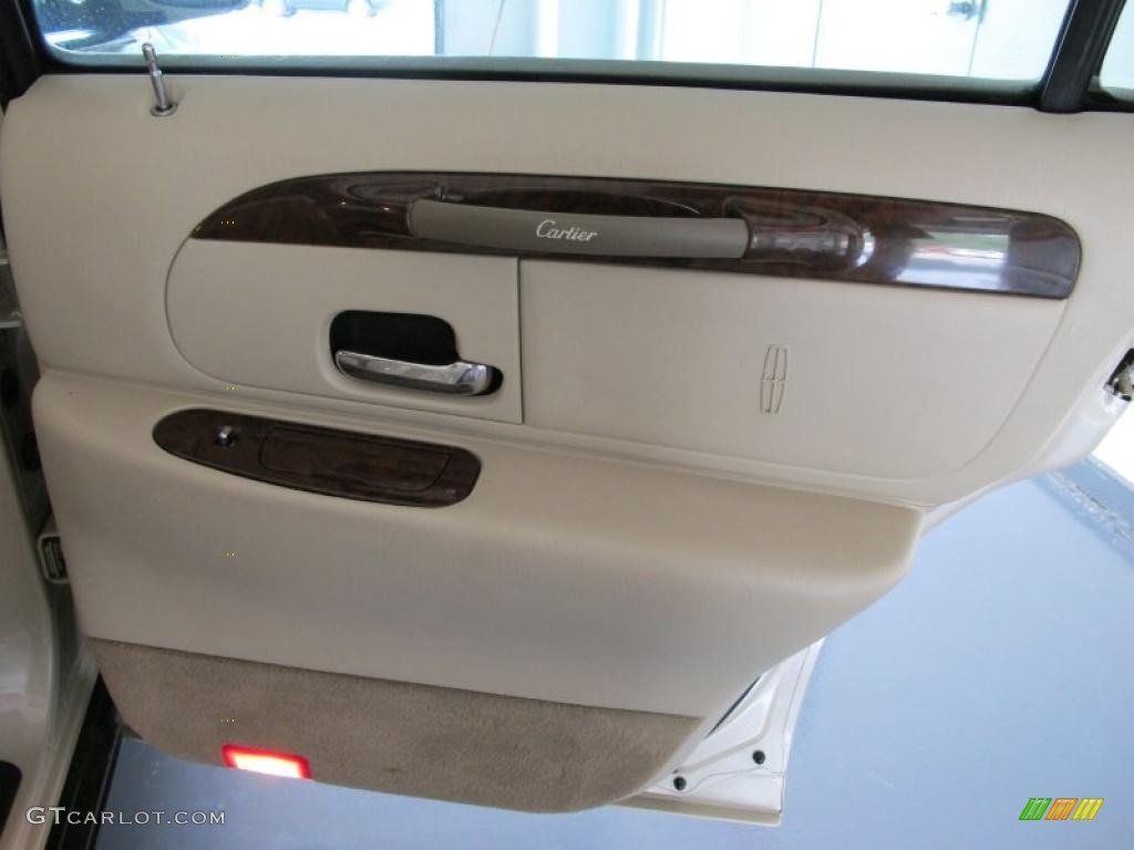 2000 Town Car Cartier - White Pearlescent Tri-Coat / Light Parchment photo #22
