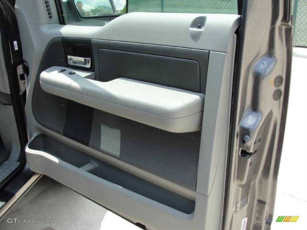 2004 F150 XLT SuperCab - Dark Shadow Grey Metallic / Medium/Dark Flint photo #25