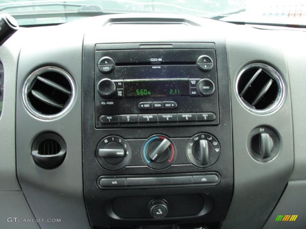 2004 F150 XLT SuperCab - Dark Shadow Grey Metallic / Medium/Dark Flint photo #37