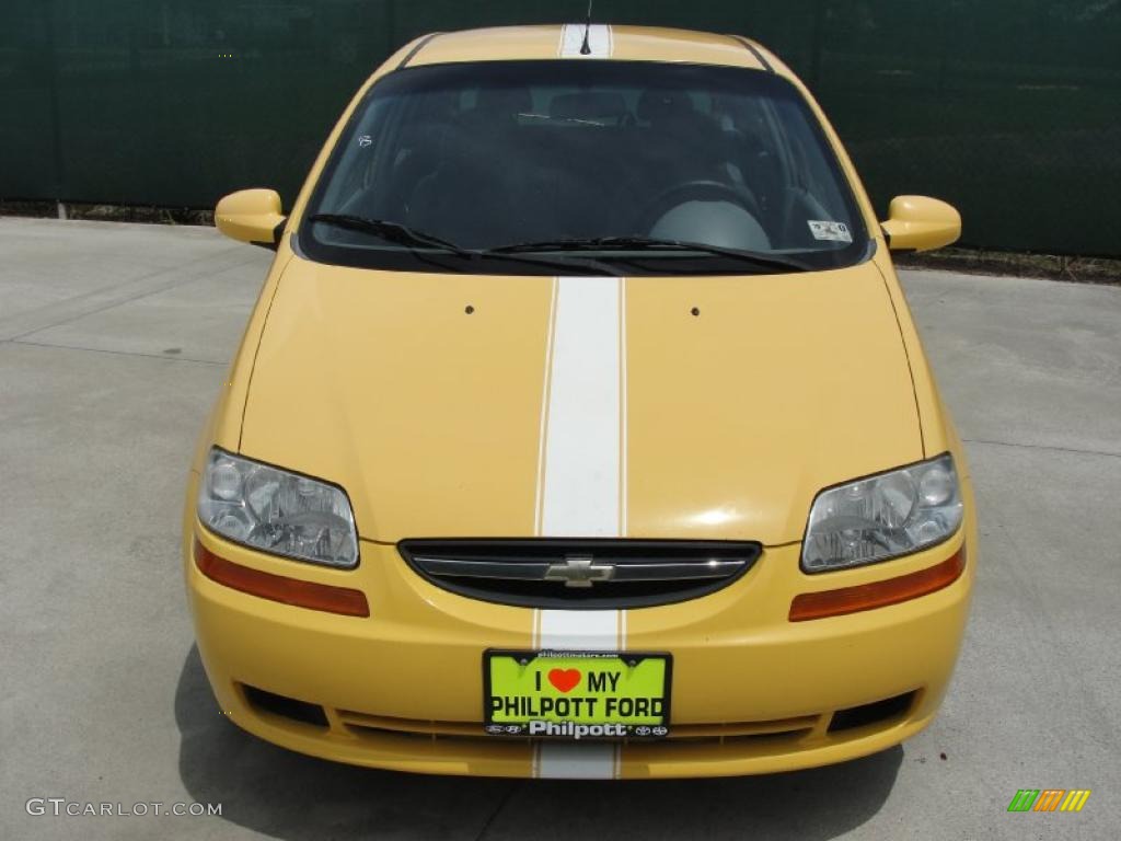 2005 Aveo LS Hatchback - Summer Yellow / Gray photo #8