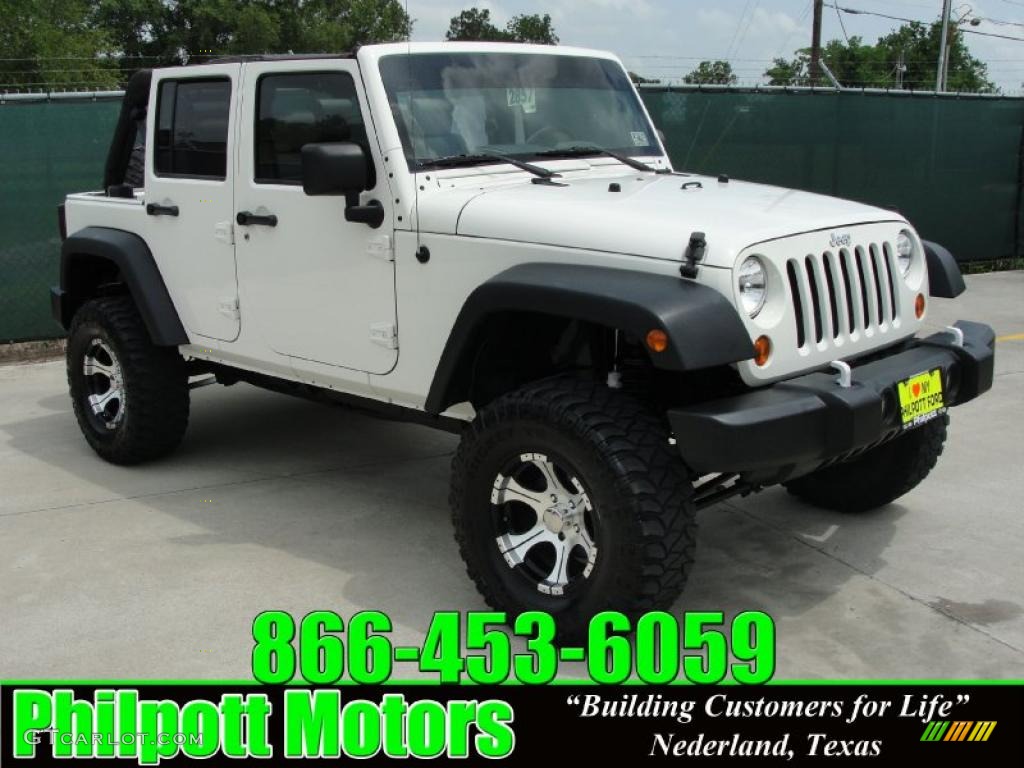 Stone White Jeep Wrangler Unlimited