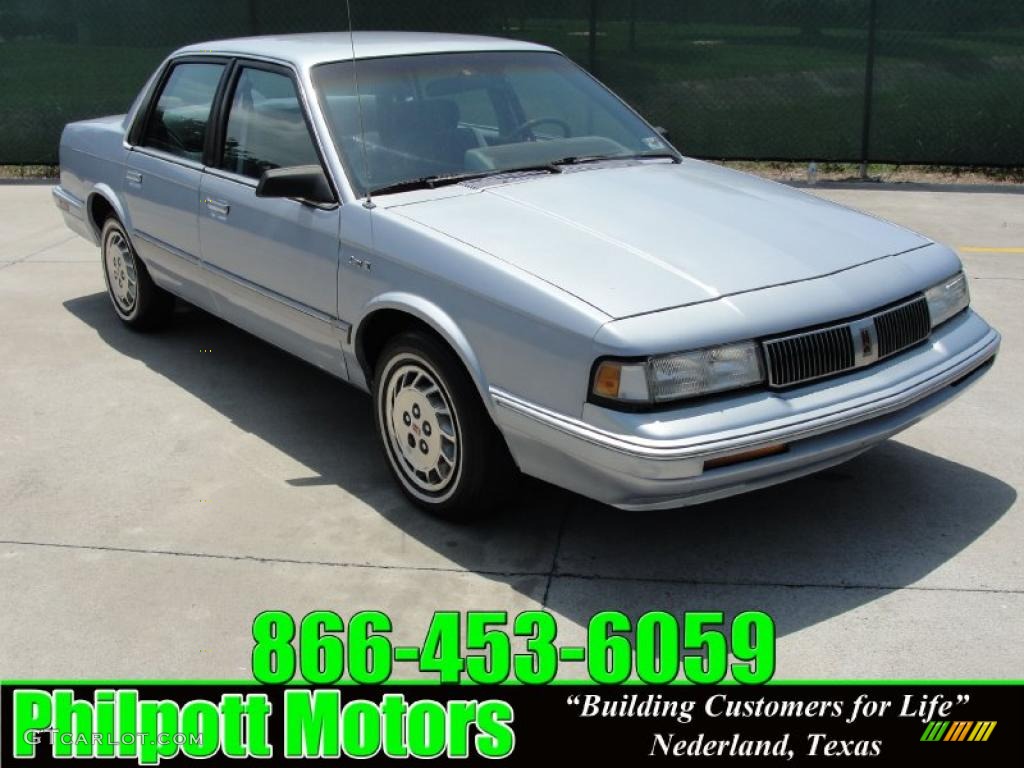 1996 Cutlass Ciera SL Sedan - Light Adriatic Blue Metallic / Blue photo #1