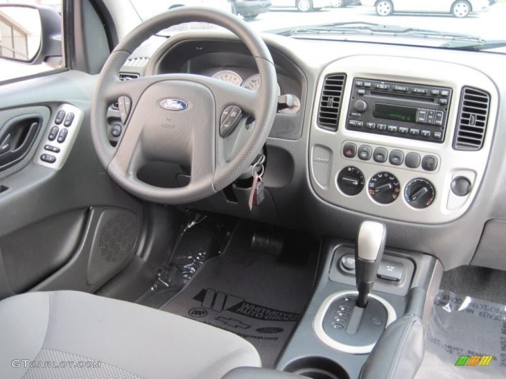 2007 Escape Hybrid 4WD - Titanium Green Metallic / Medium/Dark Flint photo #7