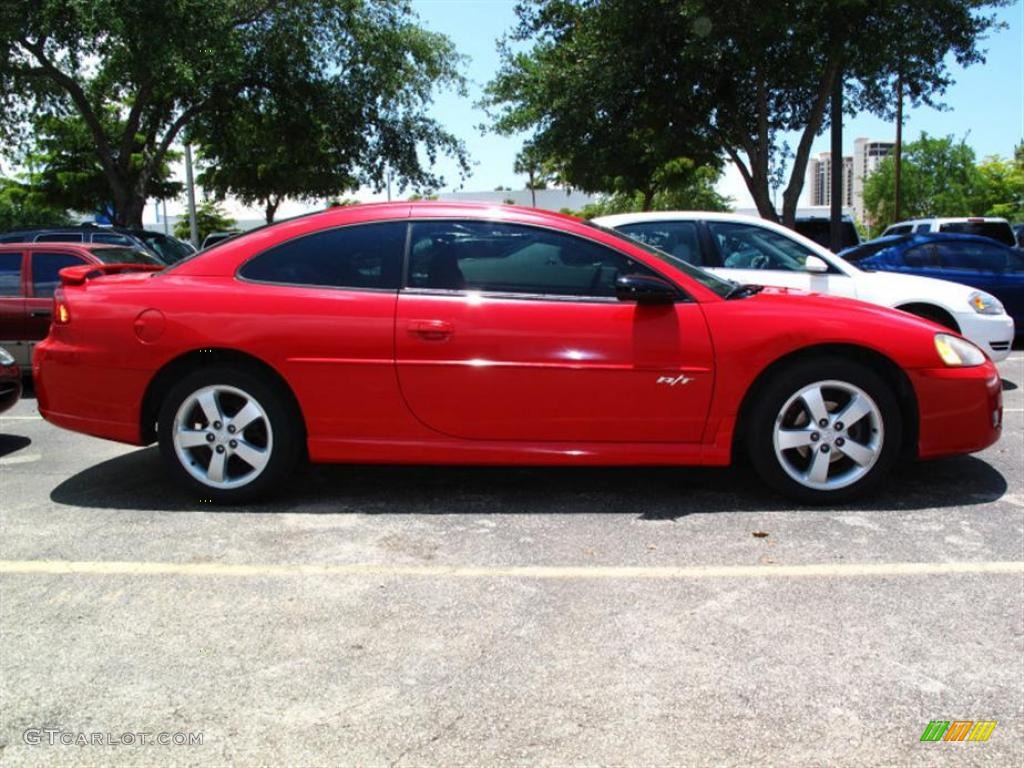 2004 Stratus R/T Coupe - Indy Red / Black photo #2