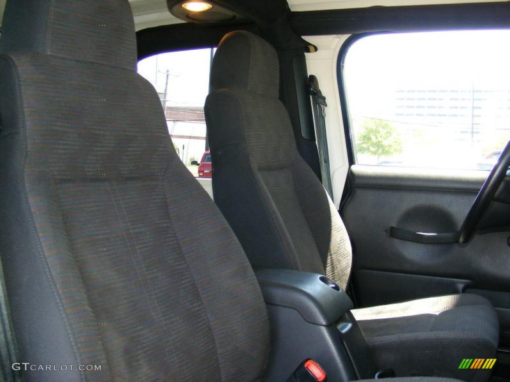 2004 Wrangler X 4x4 - Patriot Blue Pearl / Dark Slate Gray photo #19