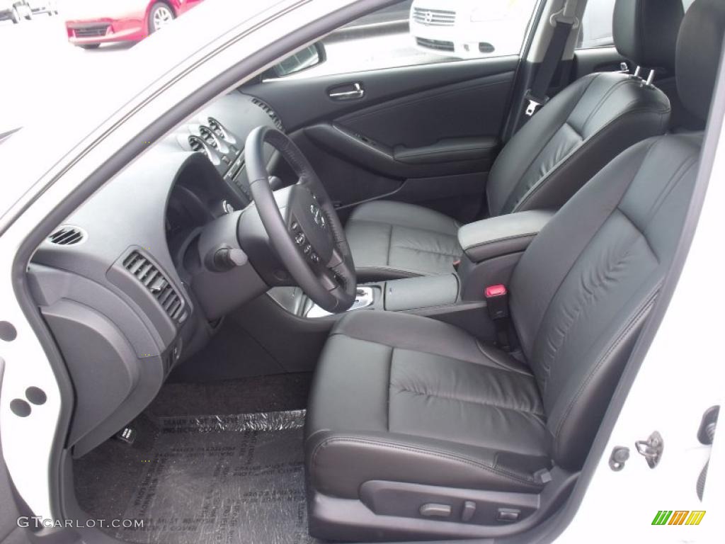 2010 Altima 3.5 SR - Winter Frost White / Charcoal photo #9