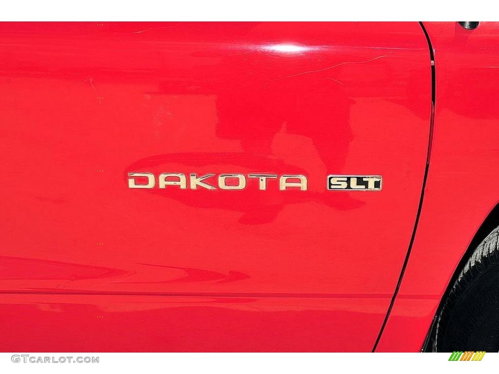 1997 Dakota SLT Extended Cab - Flame Red / Mist Gray photo #11