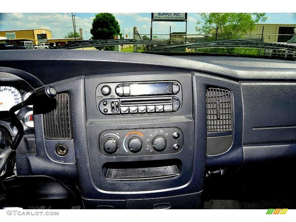 2004 Ram 1500 SLT Quad Cab - Patriot Blue Pearl / Dark Slate Gray photo #29