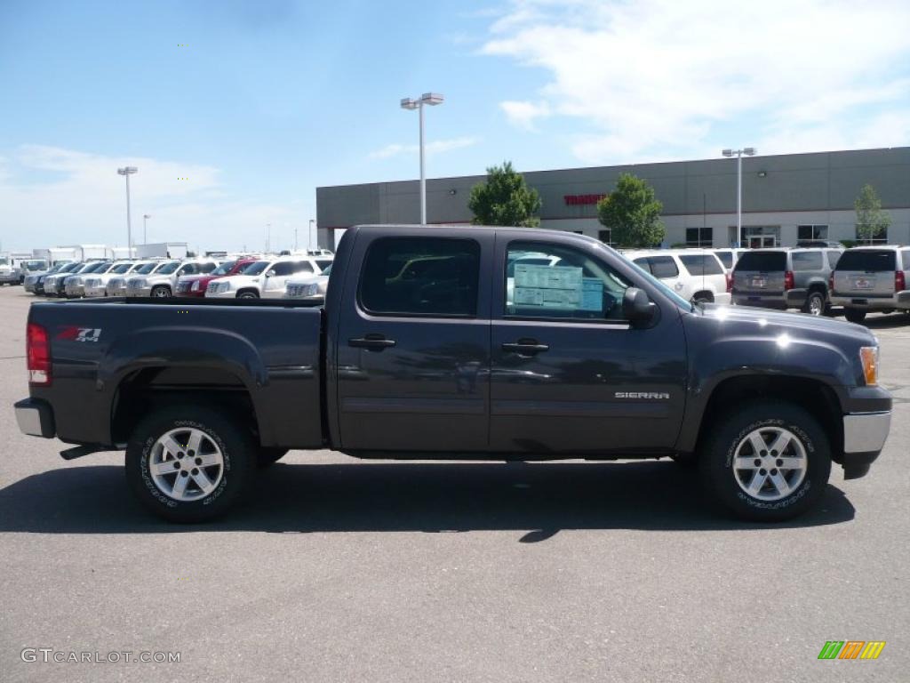 2010 Sierra 1500 SLE Crew Cab 4x4 - Storm Gray Metallic / Ebony photo #3