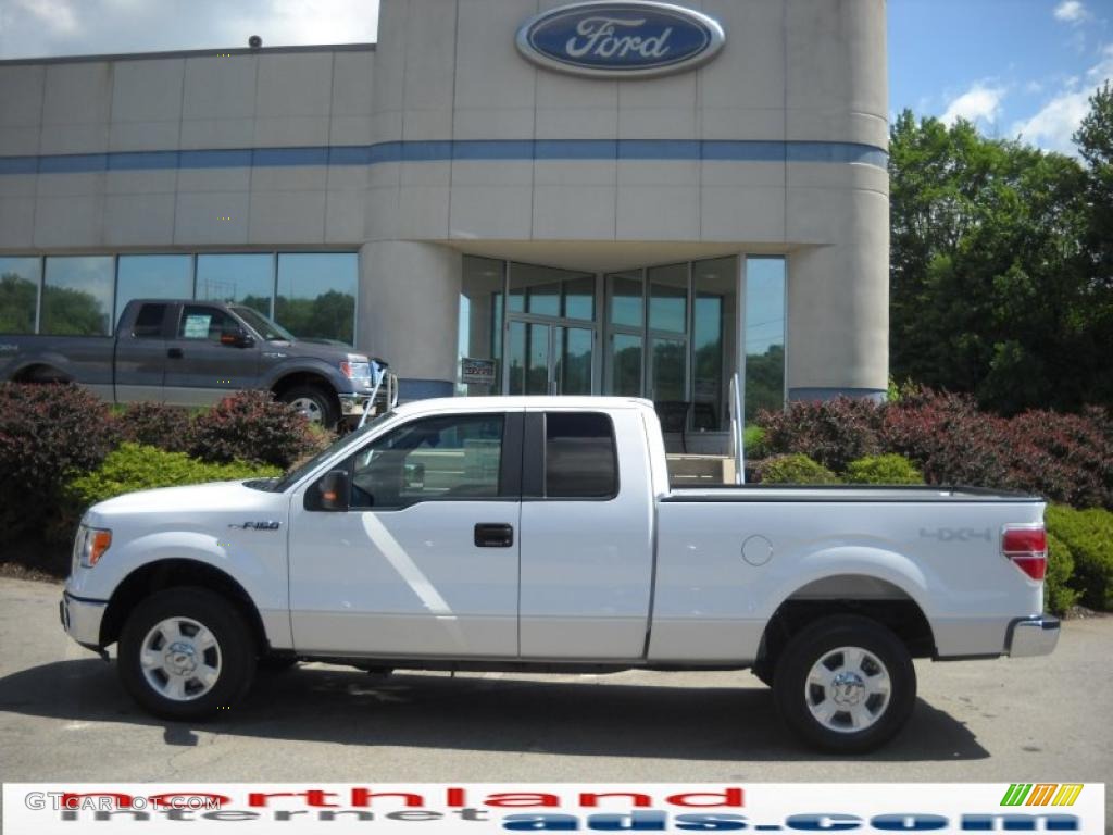 Oxford White Ford F150