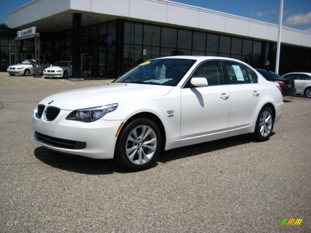 Alpine White BMW 5 Series