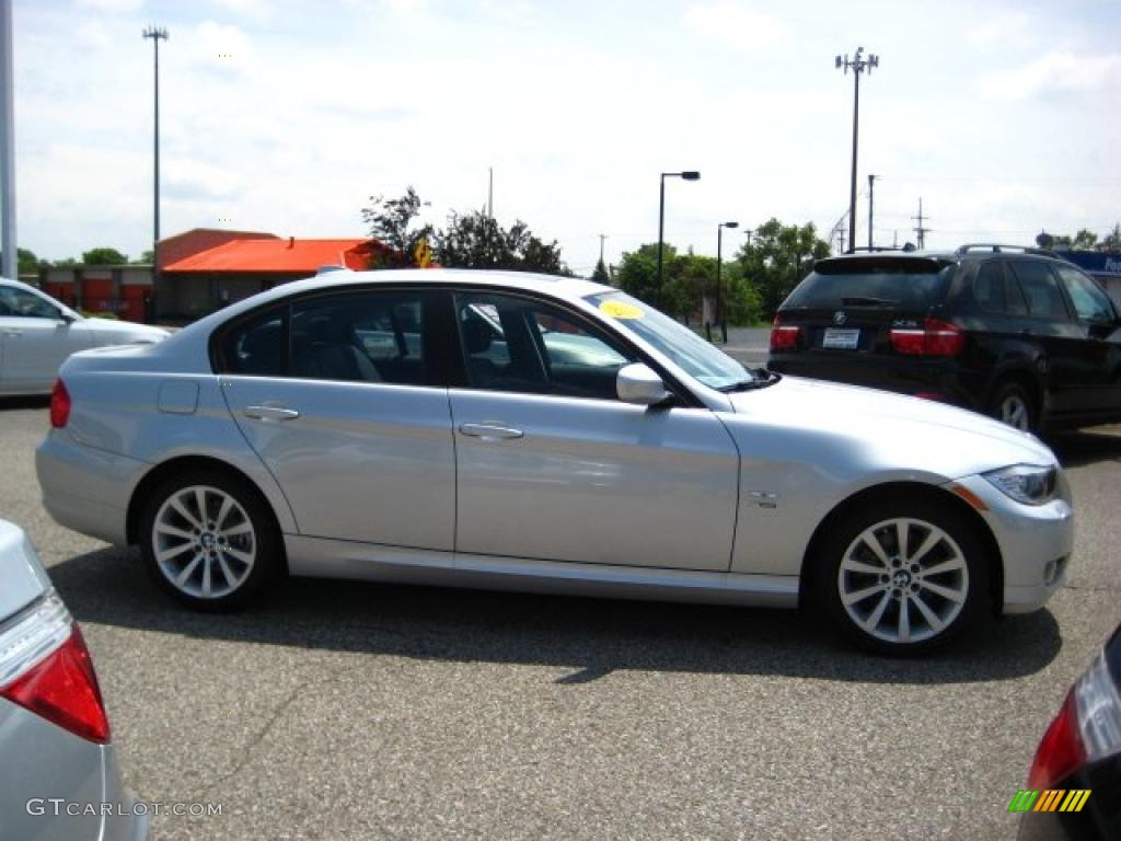 2010 3 Series 328i xDrive Sedan - Titanium Silver Metallic / Black Dakota Leather photo #6