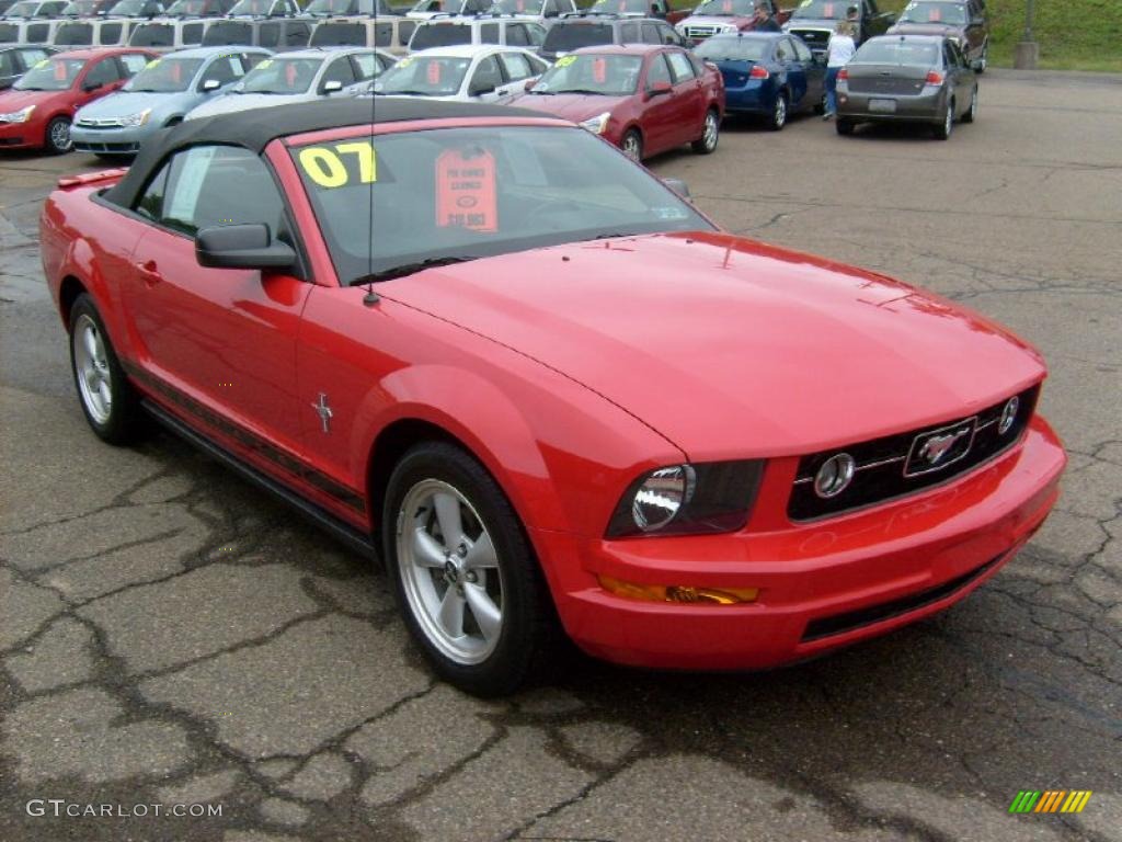 2007 Mustang V6 Premium Convertible - Torch Red / Dark Charcoal photo #6
