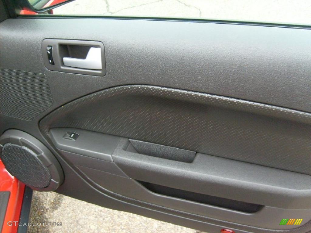 2007 Mustang V6 Premium Convertible - Torch Red / Dark Charcoal photo #14