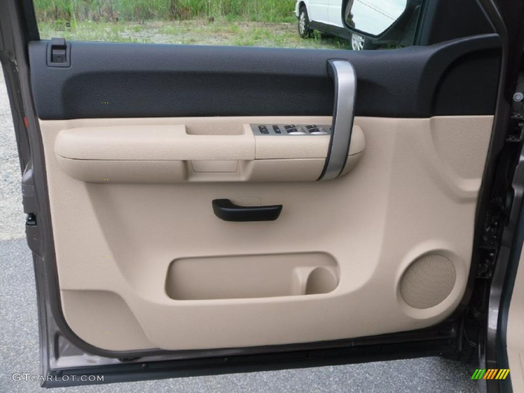 2008 Silverado 1500 LT Extended Cab - Desert Brown Metallic / Light Cashmere/Ebony Accents photo #9