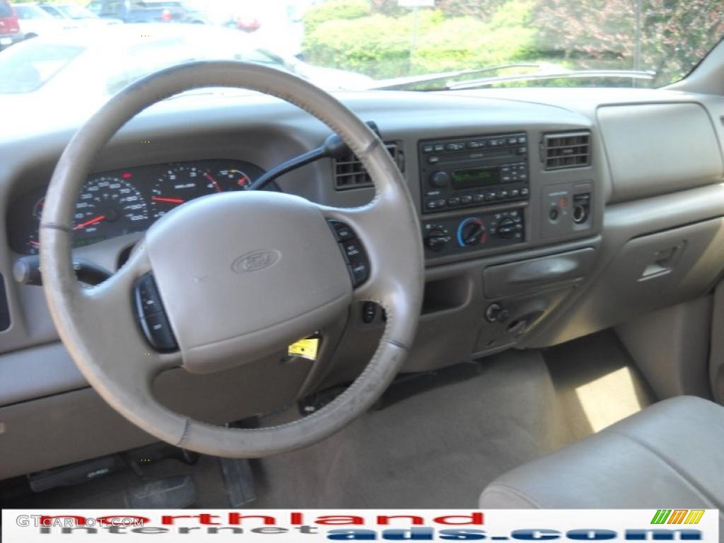 2002 F250 Super Duty Lariat SuperCab 4x4 - Toreador Red Metallic / Medium Parchment photo #13