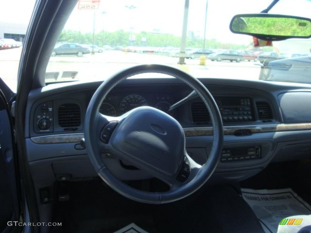 2000 Crown Victoria LX Sedan - Light Blue Metallic / Dark Denim Blue photo #10