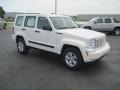 Stone White - Liberty Sport 4x4 Photo No. 3