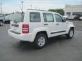 Stone White - Liberty Sport 4x4 Photo No. 4