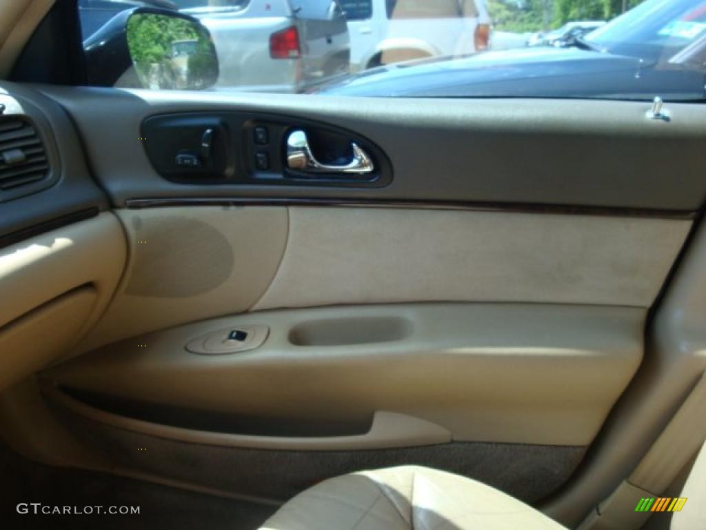 1997 Continental  - Black Clearcoat / Light Parchment photo #12
