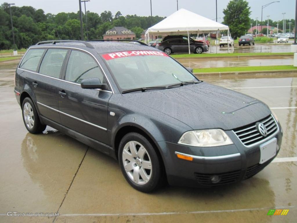 2003 Passat GLX 4Motion Wagon - Blue Anthracite Pearl / Grey photo #2