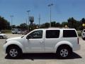 2007 Avalanche White Nissan Pathfinder SE  photo #2