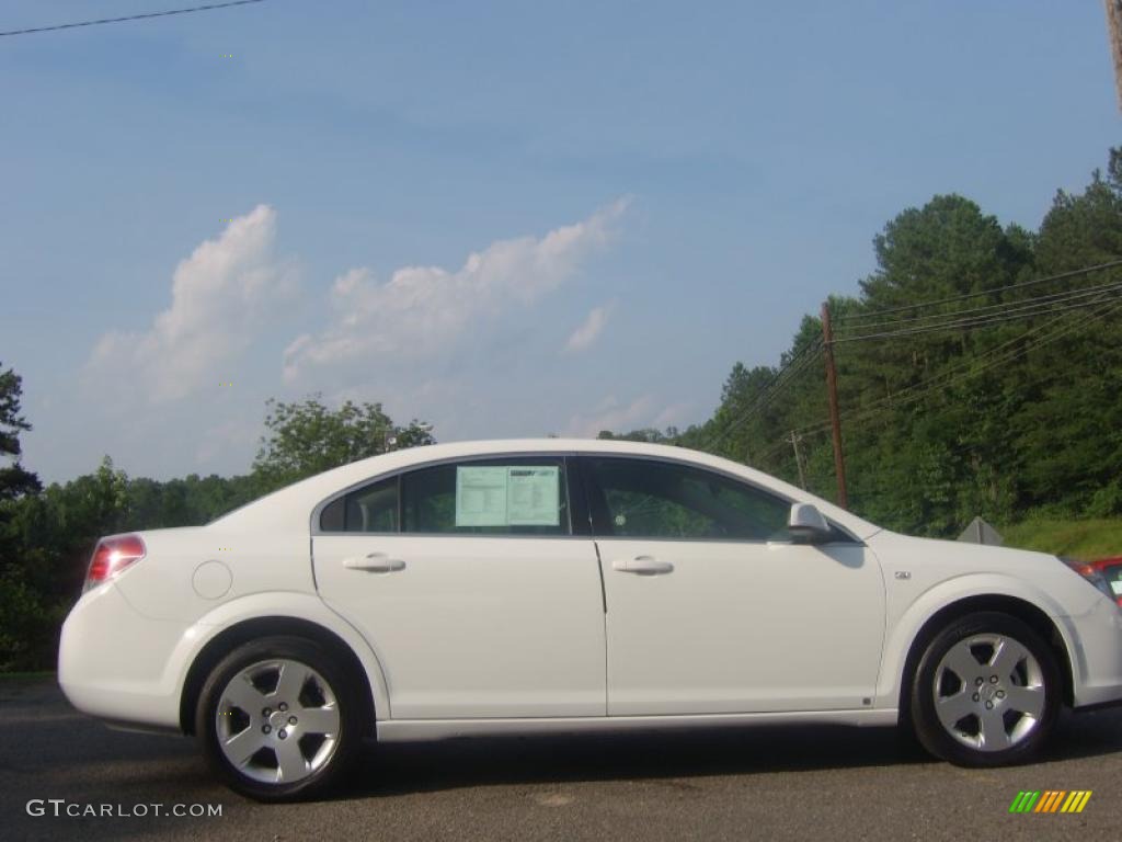 2009 Aura XE - Polar White / Morocco Brown photo #1