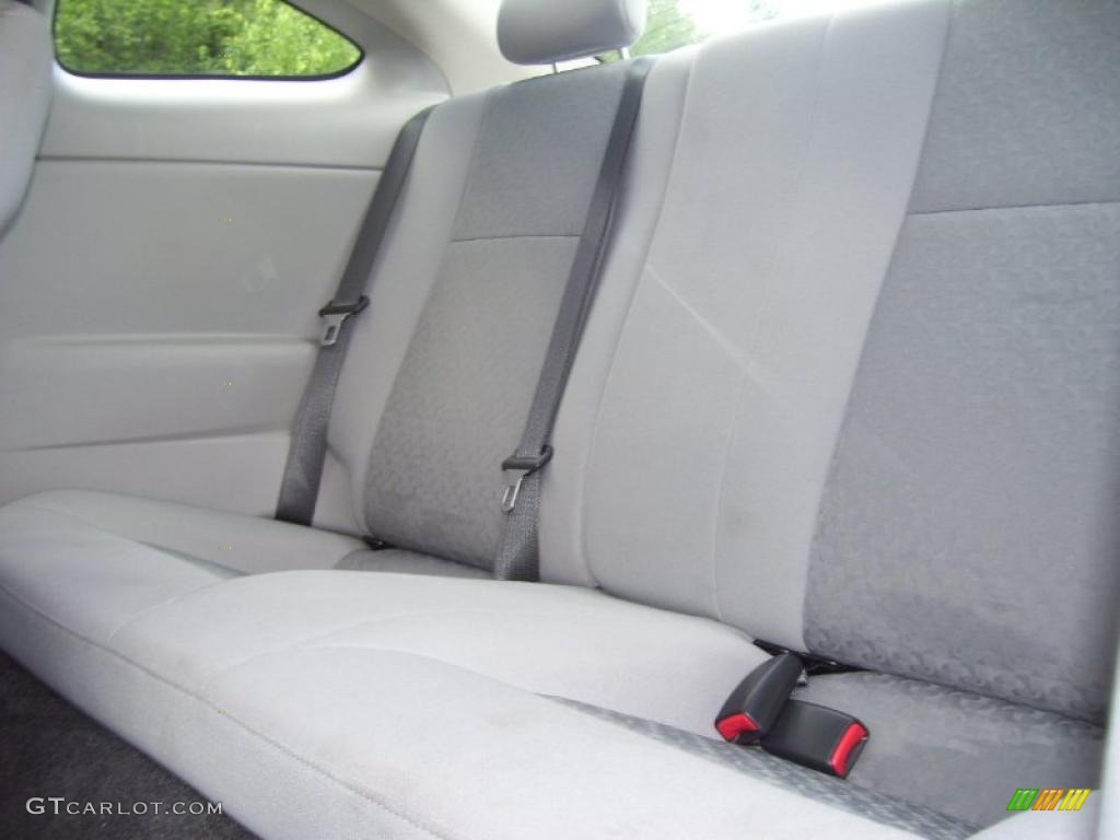 2007 Cobalt LS Coupe - Victory Red / Gray photo #9