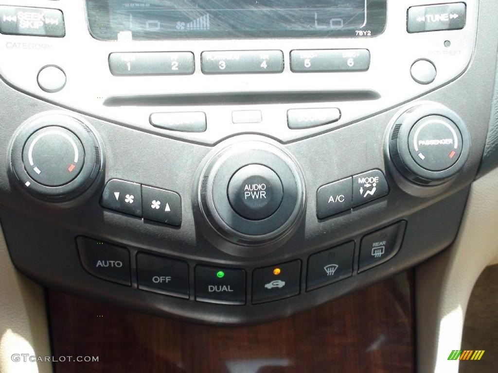 2007 Accord EX-L Coupe - Taffeta White / Ivory photo #27