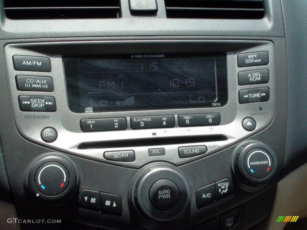 2007 Accord EX-L Coupe - Taffeta White / Ivory photo #28