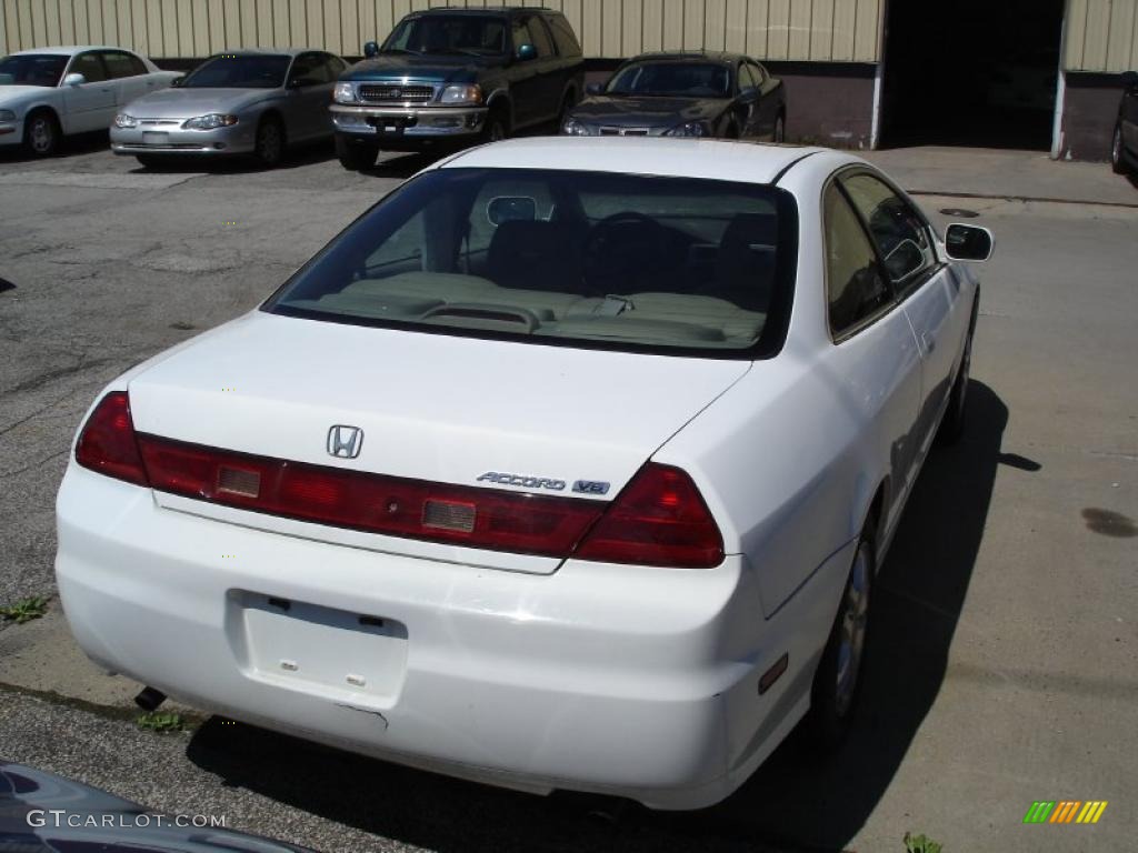 2002 Accord EX V6 Coupe - Taffeta White / Ivory photo #2