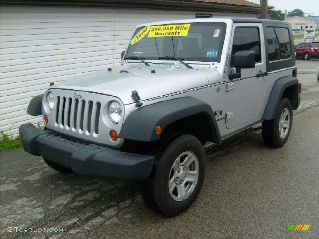 2009 Wrangler X 4x4 - Bright Silver Metallic / Dark Slate Gray/Medium Slate Gray photo #1