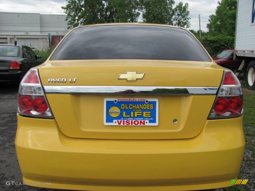 2007 Aveo LT Sedan - Summer Yellow / Beige photo #28