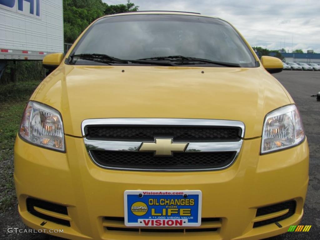 2007 Aveo LT Sedan - Summer Yellow / Beige photo #30