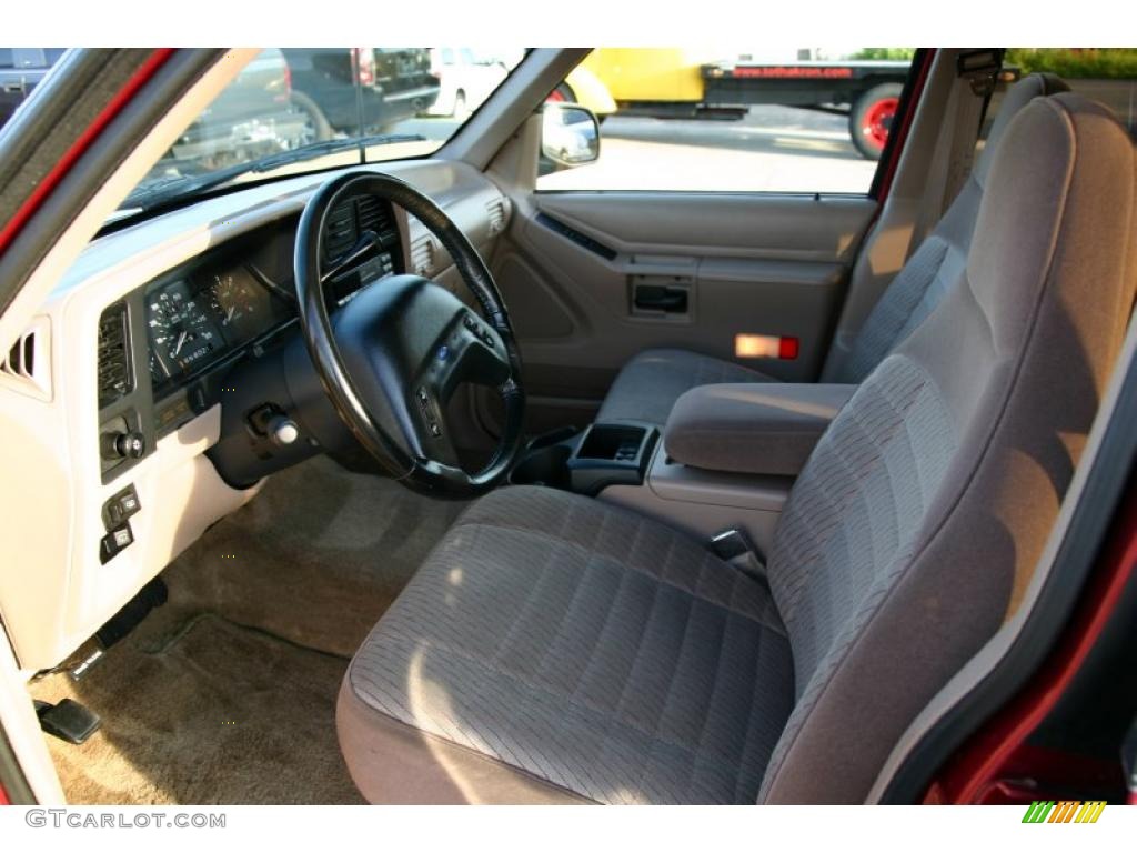 1994 Explorer XLT 4x4 - Electric Red Metallic / Tan photo #7