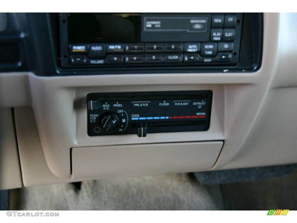 1994 Explorer XLT 4x4 - Electric Red Metallic / Tan photo #13