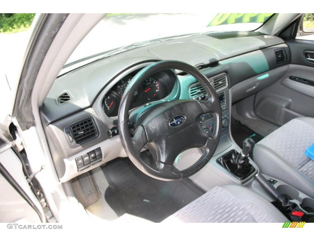 2003 Forester 2.5 XS - Platinum Silver Metallic / Gray photo #11