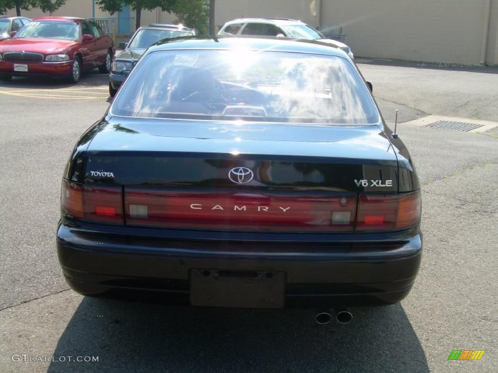 1994 Camry XLE V6 Sedan - Dark Emerald Pearl / Beige photo #7