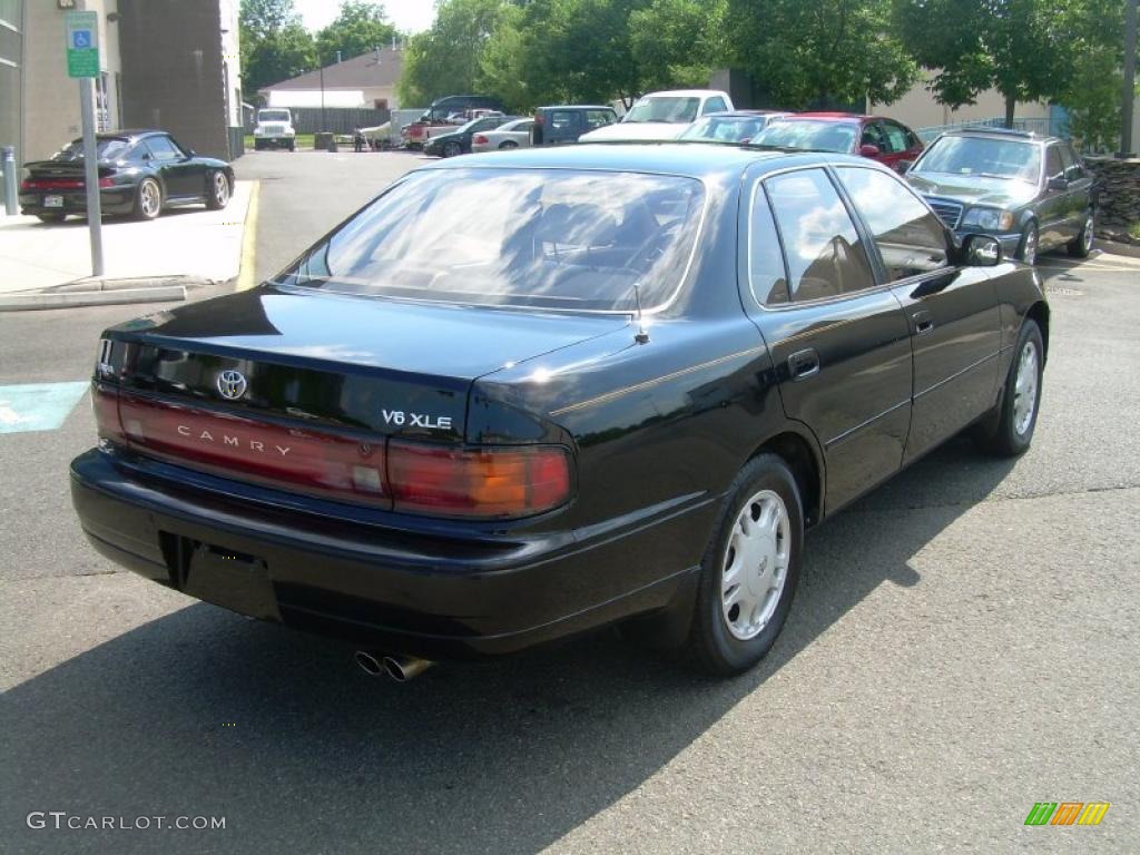 1994 Camry XLE V6 Sedan - Dark Emerald Pearl / Beige photo #8