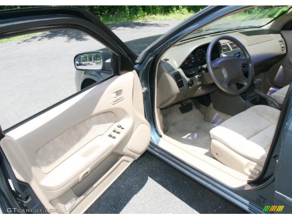 1998 Maxima GLE - Cypress Pearl Metallic / Beige photo #10